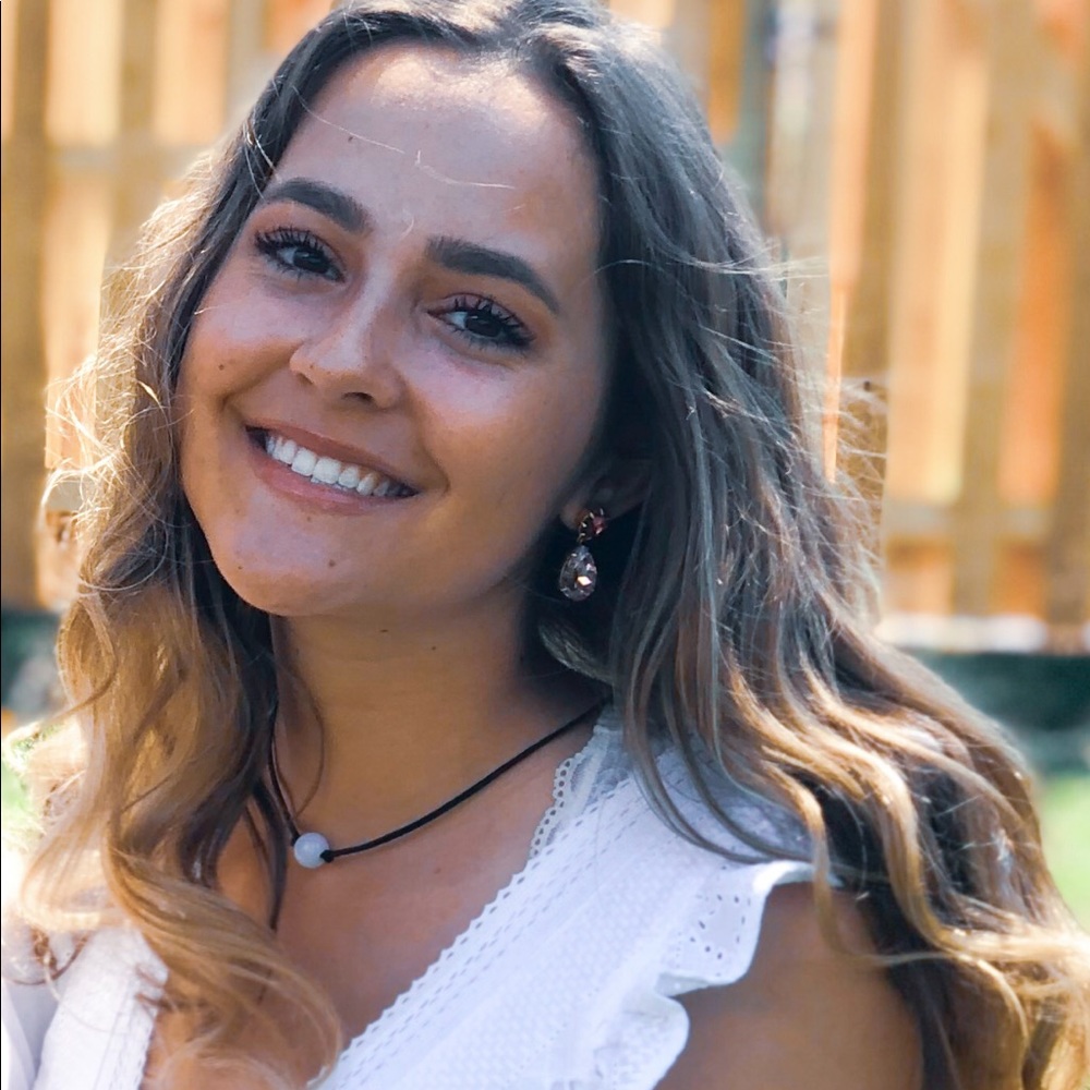 Meet your Posher, Megan
